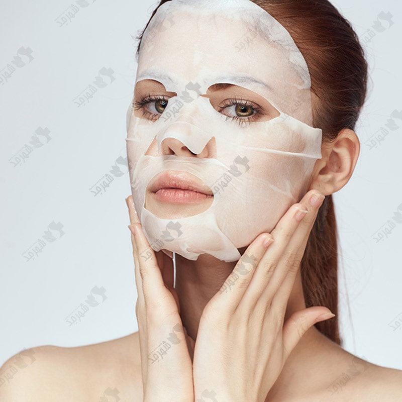 ماسک صورت ورقه ای مرطوب کننده طلایی حاوی هیالورونیک اسید وزه (ونزن) Facial Sheet Mask Gold Hyaluronic acid VEZE (Venzen)